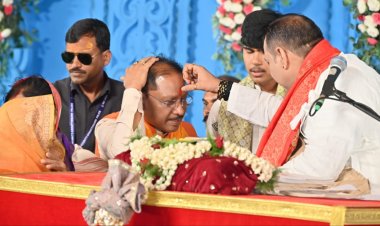 रायपुर : हम सबका परम सौभाग्य है कि मायाली में पूज्य पंडित प्रदीप मिश्रा जी के श्रीमुख से शिव महापुराण कथा का हो रहा वाचन — मुख्यमंत्री श्री विष्णुदेव साय