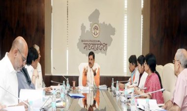 सभी नगरों में सीवरेज प्रोजेक्ट्स जल्द से जल्द पूरा करें : मुख्यमंत्री डॉ. यादव