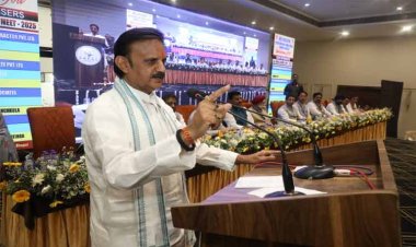 भारत के महानिर्माण में प्रत्येक नागरिक, संस्था और संगठन की भूमिका महत्वपूर्ण: उप मुख्यमंत्री श्री शुक्ल