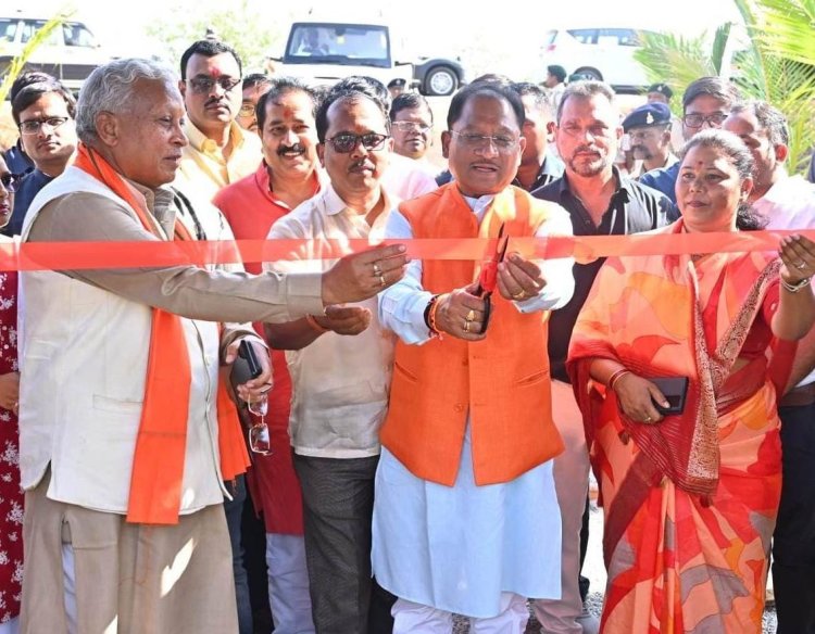 रायपुर : मुख्यमंत्री श्री विष्णुदेव साय ने बगिया में पर्यावरण वाटिका का किया लोकार्पण