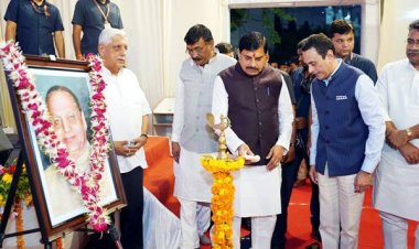 मुख्यमंत्री डॉ. यादव ने श्री जवाहरलाल दर्डा की कांस्य प्रतिमा का किया अनावरण