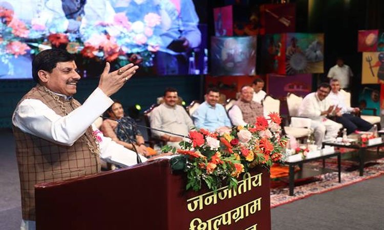 जनजातीय कला और कलाकारों पर है मां सरस्वती का आशीष : मुख्यमंत्री डॉ. यादव