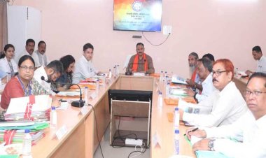 रायपुर : सरकारी मेडिकल कॉलेज बनें जनता की पहली पसंद : स्वास्थ्य मंत्री जायसवाल