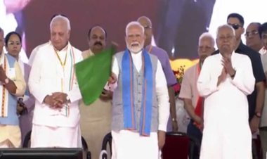प्रधानमंत्री मोदी ने बिहार के सिवान से 5,900 करोड़ की 28 विकास परियोजनाओं का किया शुभारंभ