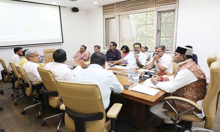 केन्द्र सरकार की गाइड-लाइन का तय समय-सीमा में हो प्रभावी क्रियान्वयन : मंत्री श्री सारंग