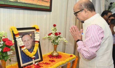 रायपुर : हमने सच्चे राष्ट्र सेवक, संवेदनशील प्रशासक और एक महान व्यक्ति को खो दिया है-श्री रमेन डेका