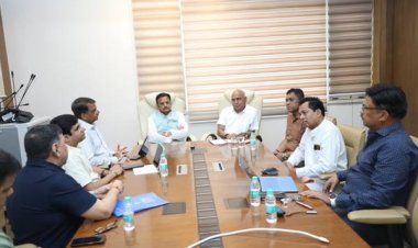 सरकार स्वास्थ्य सेवाओं को व्यापक एवं सुदृढ़ बनाने के लिए प्रतिबद्ध: उप मुख्यमंत्री श्री शुक्ल