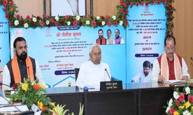 मुख्यमंत्री नीतीश कुमार ने 16 लाख बिहार निर्माण श्रमिकों के खातों में 802 करोड़ की वस्त्र सहायता राशि ट्रांसफर की