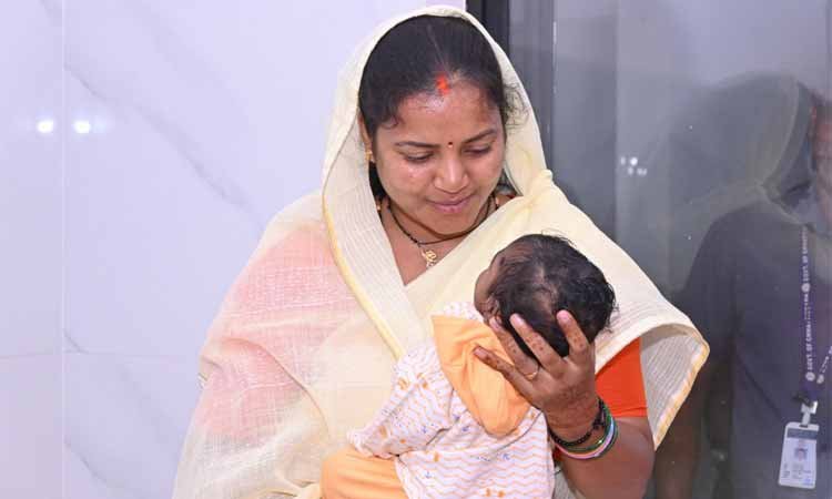 रायपुर : महिला एवं बाल विकास मंत्री श्रीमती लक्ष्मी राजवाड़े ने सेवा भारती का किया अवलोकन