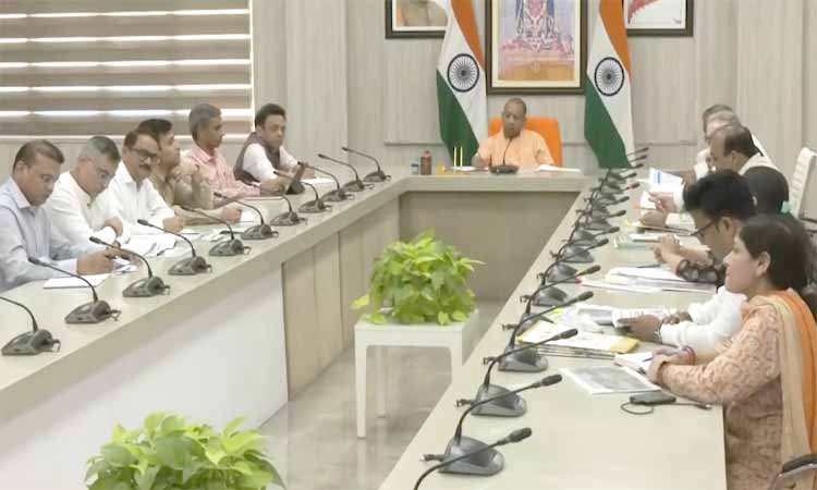 दीपावली से पहले योगी सरकार का राज्य कर्मचारियों को बोनस तोहफा